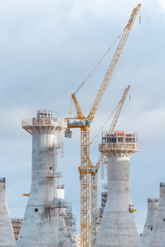 Chantier des éoliennes offshores quai de Bougainville Le Havre
